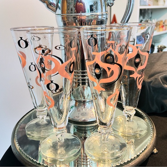 Libbey Other - VTG Libbey 4pc Seville Fluted Pilsner Glasses MCM Atomic Starburst Pink & Black